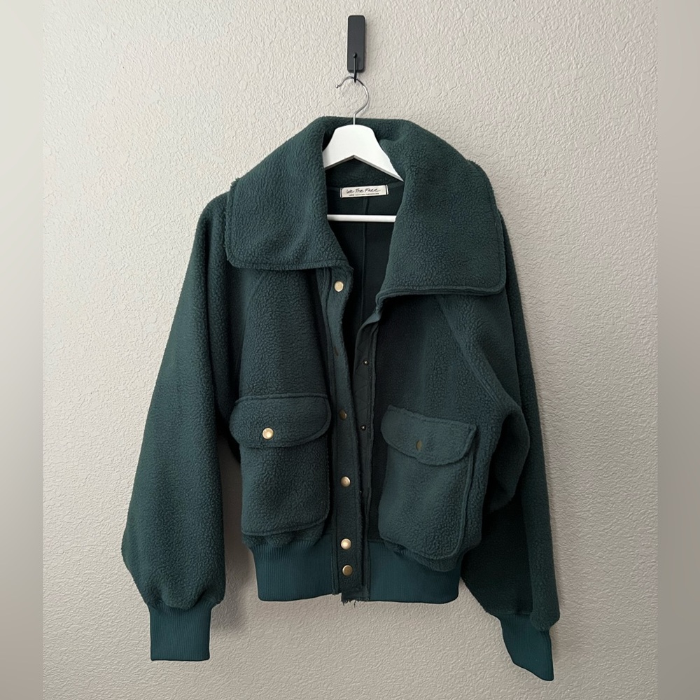 NWOT, Free People Shasta Snap-Up Fleece Bomber Jacket, size Large